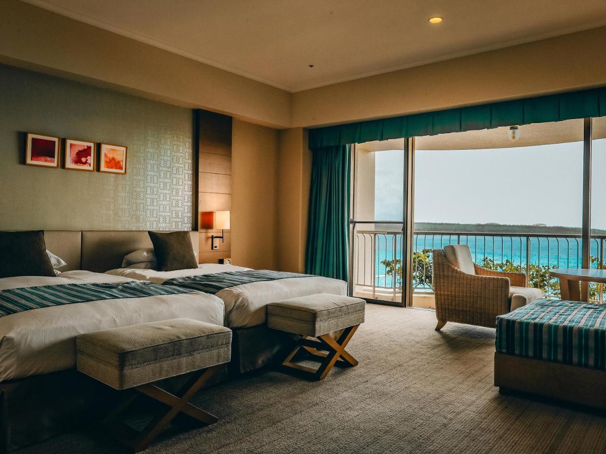 Miyakojima Tokyu Hotel & Resorts Exterior photo